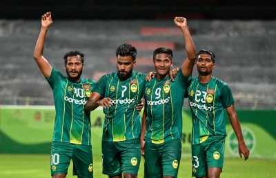 ދާދުގެ ހަތަރު ލަނޑުން ޗެމްޕިއަން މާޒިޔާއިން ލީގު ފެށީ ގަދަކޮށް