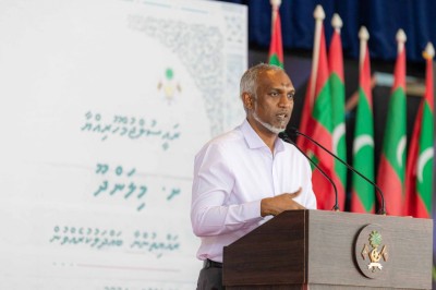 މިލަންދޫއަށް ރައީސް ދެއްވީ، ވައުދުވެވަޑައިގެންނެވި އެއާޕޯޓު އަޅާނެކަމުގެ ޔަގީންކަން