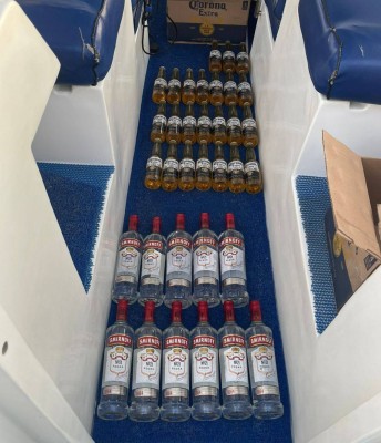 މަސްތުވާތަކެއްޗާއެކު ކަނޑުމަތިން 10 މީހުން ހައްޔަރަށް، އެއް ބަޔަކު ދޫކޮށްލައިފި