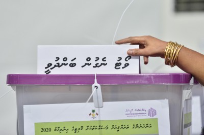 އިރުއިރުކޮޅާ އިންތިޚާބެއް! ރަނގަޅު ގޮތްތަ؟