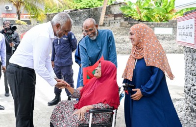 ބޮޑެތި ރަށްރަށަށް ބަދަލުވާން ހިތްވަރު ދެން: ރައީސް