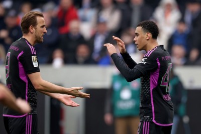 ބަޔޭން މިޔުނިކްއިން ޑާމްސްޓާޑް ނައިންޓީ އެއިޓް ބަލިކޮށްފި