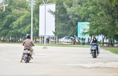 ތިނަދޫގައި ހިނގި އެކްސިޑެންޓެއްގައި އެކަކަށް އައިސީޔޫގައި ފަރުވާދެނީ