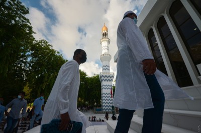 ރޯދަ ހިފުމަށްޓަކައި ނިޔަތް ގަތުން