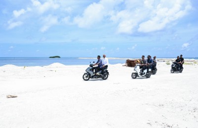 ކިނބިދޫން 25 ހެކްޓަރު 17 މަސް ތެރޭ ހިއްކައިފި