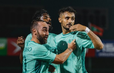 ދިވެހި ފުޓްސަލް ދަނޑުގައި ދުނިޔޭގެ އެއްވަނަ ރިކާޑީނިއޯ، އެންމެންގެ ލޯ އޭނާ އަށް!