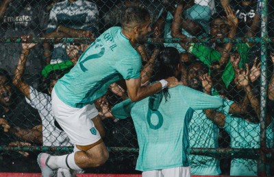 ދިވެހި ފުޓްސަލް ދަނޑުގައި ދުނިޔޭގެ އެއްވަނަ ރިކާޑީނިއޯ، އެންމެންގެ ލޯ އޭނާ އަށް!