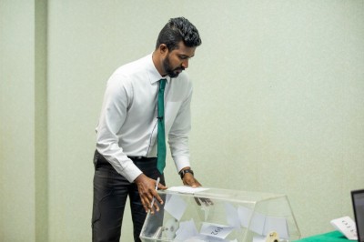 ހިލޭ ހައްޖަށް ފޮނުވާ 50 މީހުން ހޮވައިފި