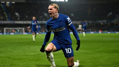 ޗެލްސީއިން ނިއުކާސަލް ބަލިކޮށްފި