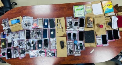 ބައި މިލިއަން ރުފިޔާގެ ސްކޭމް މައްސަލައެއްގައި ޖަލުން 22 ފޯނު ހޯދައިފި