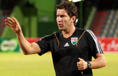 ވިކްޓަރީ އަލުން ބިނާކުރަން ކުރީގެ ގައުމީ ކޯޗު އުރުބާނީގެ ޓެކްނިކަލް އެހީ ހޯދަނީ