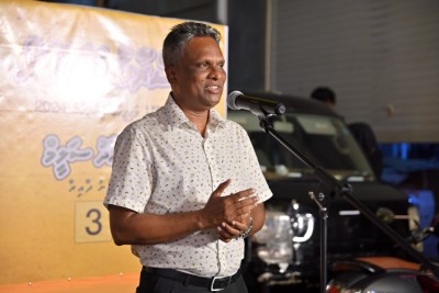 މާލޭގެ ރައްޔިތުންނަށް ގޯތިދޭން ނިންމި އުތުރުތިލަފަޅުގައި ދަނޑުވެރިކަން ކުރުމުގެ އެއްވެސް މާނައެއް ނެތް: އާޒިމް