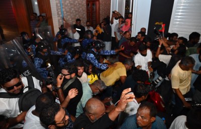 ފުލުހުން މަސައްކަތްކުރީ ގަދަބާރު ބޭނުންކޮށްގެން އެއްވުން ރުޅާލަން: އެމްޑީޕީ