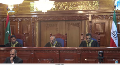 ވަސީލަތްތައް ނުދީ ޝަރީއަތްތައް އަވަސްކުރަން އުންމީދުކުރުމަކީ ކަނޑުގައި އިނގިލިން ރޮނގެއް އެޅުންފަދަ ކަމެއް: ސުޕްރީމް ކޯޓު