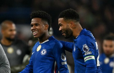 ދުނިޔޭގެ ޗެމްޕިއަނުން ޕްރިމިއާ ލީގު ޗެމްޕިއަން ބަލިކޮށް ވައްޓާލައިފި