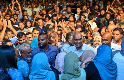 ރާއްޖޭގެ އިގުތިސާދީ ދުވެލި ހުރީ ރަނގަޅު ސްޕީޑުގައި، ހާސްވާނެ ތަނެއް ނެތް: ރައީސް
