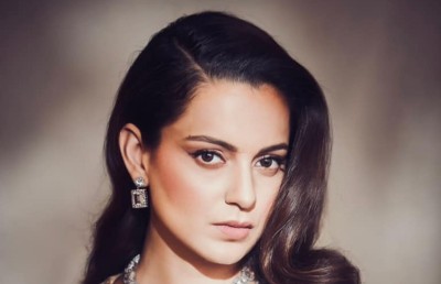 ދުވަސްތަކެއް ފަހުން ކަންގަނާ ފެޝަން ޝޯއަކަށް