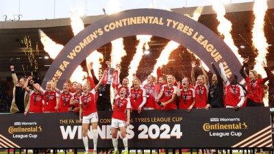 އެފްއޭ ވިމެންސް ލީގު ކަޕްގެ ޗެމްޕިއަންކަން އާސެނަލް ވިމެން ހޯދައިފި