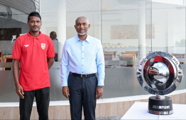 ރައީސް ގައުމީ ޓީމާ އެކު، ސަރުކާރުގެ ހުރިހާ އެހީތެރިކަމެއް ލިބޭނެ ކަމުގެ ކަށަވަރުކަން ދެއްވި