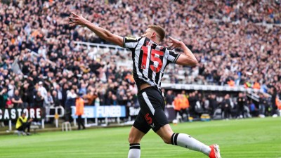 ނިއުކާސްލް އިން ވެސްޓް ހޭމް ބަލިކޮށްފި