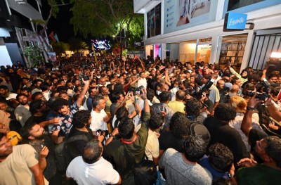 ބަނޑުހައިހޫނުކަމުގެ ހަޅުތާލު ކުރި މީހުން ކާން ފަށައިފި: ފުލުހުން