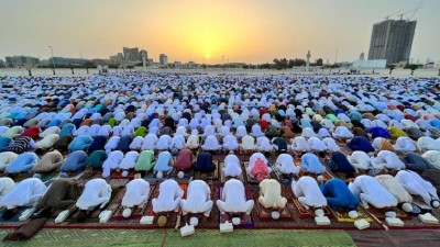 ޣައްޒާގައި ޝަހީދުކޮށްލި ތުއްތުކުދިންގެ ހަނދާނުގައި އީދު ނަމާދަށްފަހު ޕާކިސްތާނުގައި ސުކޫތެއް