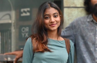 ޝިމަންގެ ފޯނު ދޫކޮށްލައިފި