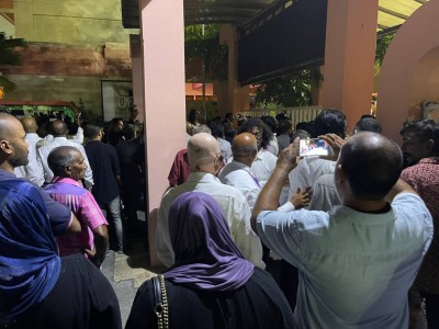 ޕީއެންއެފުން ޖަލްސާ ބާއްވަނީ ޣިޔާސުއްދީނުން ހުއްދަ ބާތިލުކޮށް، އަންގައިފައި ވަނިކޮށް: ފުލުހުން