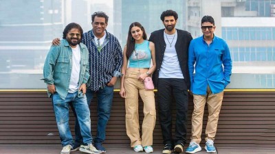 ސާރާ އާއި އަދިތުޔަގެ ފިލްމު މި އަހަރުގެ ނޮވެމްބަރު މަހު ސިނަމާއަށް