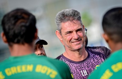 ފުޓްބޯޅަ އާއި ފުޓްސަލްގައި ވެސް އޮތީ އެއް އަމާޒެއް، ފުށުނާރާނެގޮތެއް ހޯދަންޖެހޭ: ލުއިސްމާ