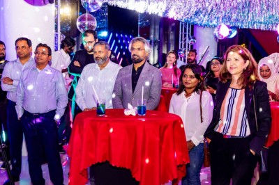 އުރީދޫއިން ރަސްމީކޮށް ޓިކްޓޮކަށް މަރުހަބާ ކިޔައިފި