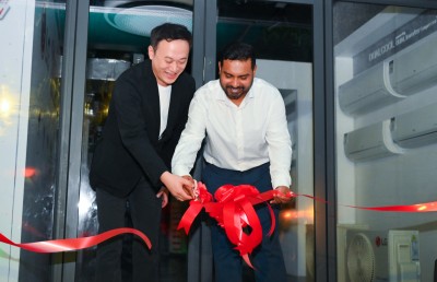 ޕްރޯއޭސީން އެލްޖީގެ އޭސީތަކަށް ހާއްސަކޮށް ހުޅުމާލޭގައި ފިހާރައެއް