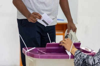 ހަމަނުޖެހުން އުފައްދައިގެން 3 މީހަކު ފުލުހުންގެ ބެލުމުގެ ދަށަށް ގެނެެސްފި