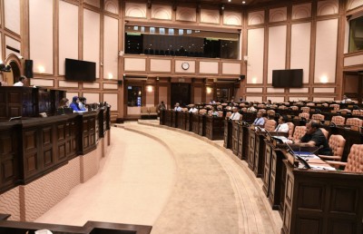 އާ މަޖިލީސް ހުވާކުރުން އަންނަ މަހު 28 ގައި