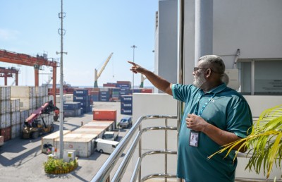 މައި ބަނދަރަށް ބޭނުމީ ވަގުންނަށް ނުހުޅުވޭ ތަޅެއް