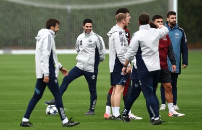 އެތުލެޓިކޯގައި 15 ވަނަ އަހަރު ގުނަމުންދާ ސިމިއޯނީގެ މަސައްކަތް އާޓެޓާއަށް ވަރަށް ކަމުދޭ