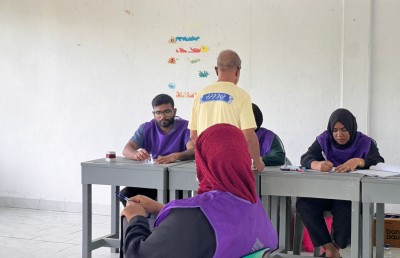 އައްޑޫ ވޯޓު: ސިޓީ ކައުންސިލުން ވަކިވާން ފޭދޫ ދެކޮޅު، ހުޅުދު އާއި މީދޫ ބޭނުންވަނީ ވަކި ދެ ކައުންސިލެއް!