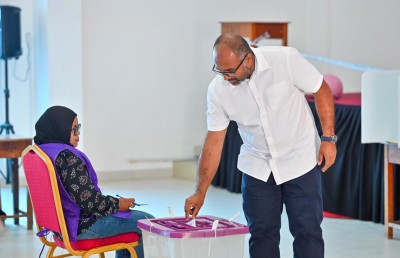 އައްޑޫ ވޯޓު: ސިޓީ ކައުންސިލުން ވަކިވާން ފޭދޫ ދެކޮޅު، ހުޅުދު އާއި މީދޫ ބޭނުންވަނީ ވަކި ދެ ކައުންސިލެއް!