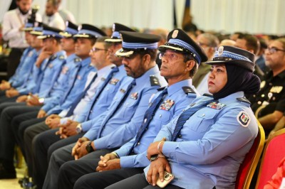 ފުލުހެއްގެ ބްލެކްމެއިލް މައްސަލައެއް ފެންމަތިވެ، މައްސަލަ ބަލަން ފަށައިފި