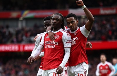 އާސެނަލުން އެއްވަނައިގައި ލީޑު ފުޅާކޮށްލައިފި