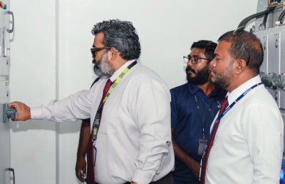 އަމާން އުދަރެސްގެ އިތުރު ތިން ޓަވަރަކަށް ކަރަންޓުދީފި