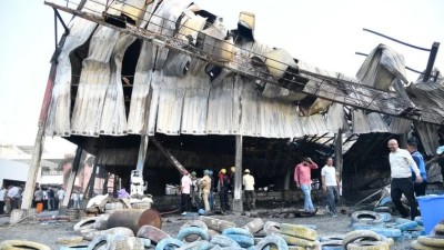 އިންޑިއާގައި ހިނގި އަލިފާނުގެ ހާދިސާއެއްގައި 27 މީހުން މަރުވެއްޖެ