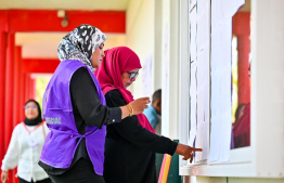 ހުޅުދު އާއި މީދޫ އައްޑޫ ސިޓީން ވަކިކޮށް، އެ ދެ ރަށުގައި ވަކި ކައުންސިލެއް އުފައްދަން ރައީސް ނިންމަވައިފި