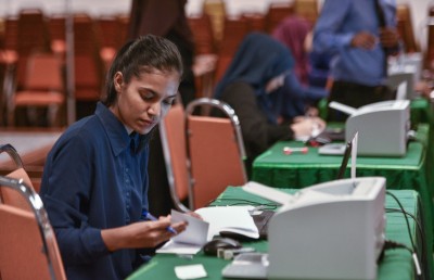 ފަގީރުން އެހީ ހޯދުމުގައި ބޭނުންކުރާނެ ކާޑެއް ތައާރަފް ކުރަނީ