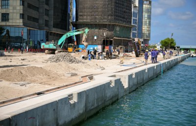 ބޭރު މަގުގައި ތާރު އަޅަން ޖުމްހޫރީ މައިދާން ސަރަހައްދުގެ ބައެއް މަގުތައް ބަންދުކޮށްފި