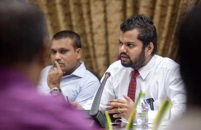 ހުސައިންގެ މައްޗަށް ދައުވާ ނުކުރަން ޕީޖީން ނިންމައިފި