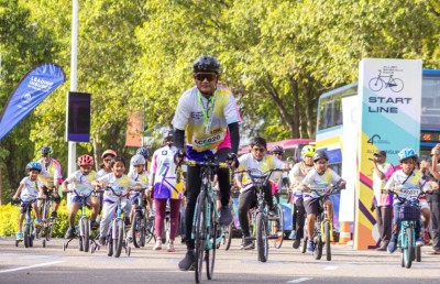 އެލައިޑް އިންޝުއަރެންސަށް 40، ގުޅުން ބަދަހިކުރަން ބައިސިކަލް ރޭހެއް