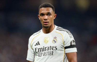 ލިވަޕޫލުގެ ސަޕޯޓަރުން ދިމާކުރިޔަސް ހިތްބުރަކަމެއް ނުބާއްވާނަން: ޓްރެންޓް