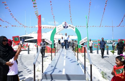 ހުޅުދު އާއި މީދު އިދާރީ ގޮތުން ވަކިކުރުމަކީ ރައްޔިތުން އުއްމީދުކުރާ ތަރައްގީގެ ފެށުން: ރައީސް