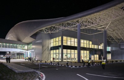 ހަނިމާދޫ އެއާޕޯޓަށް ބީއެމްއެލްގެ ޑޮލަރު އޭޓީއެމަކާއި ޑޮލަރު ކައުންޓަރެއް